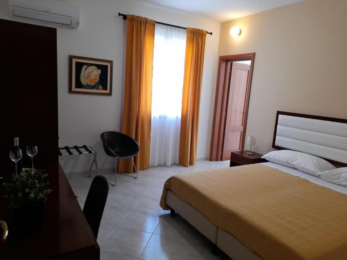 Siracusa Breakfast & Rooms Συρακούσες Εξωτερικό φωτογραφία